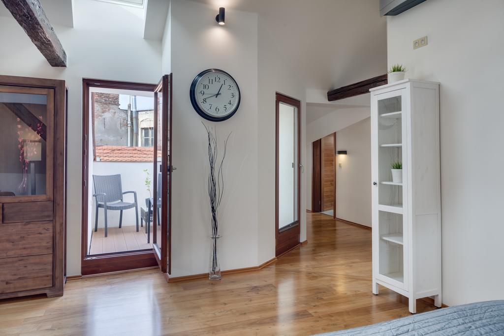 Michalska - Old Town Apartment Prága Kültér fotó